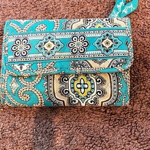 Flash sale PRICE DROP Vera Bradley wallet